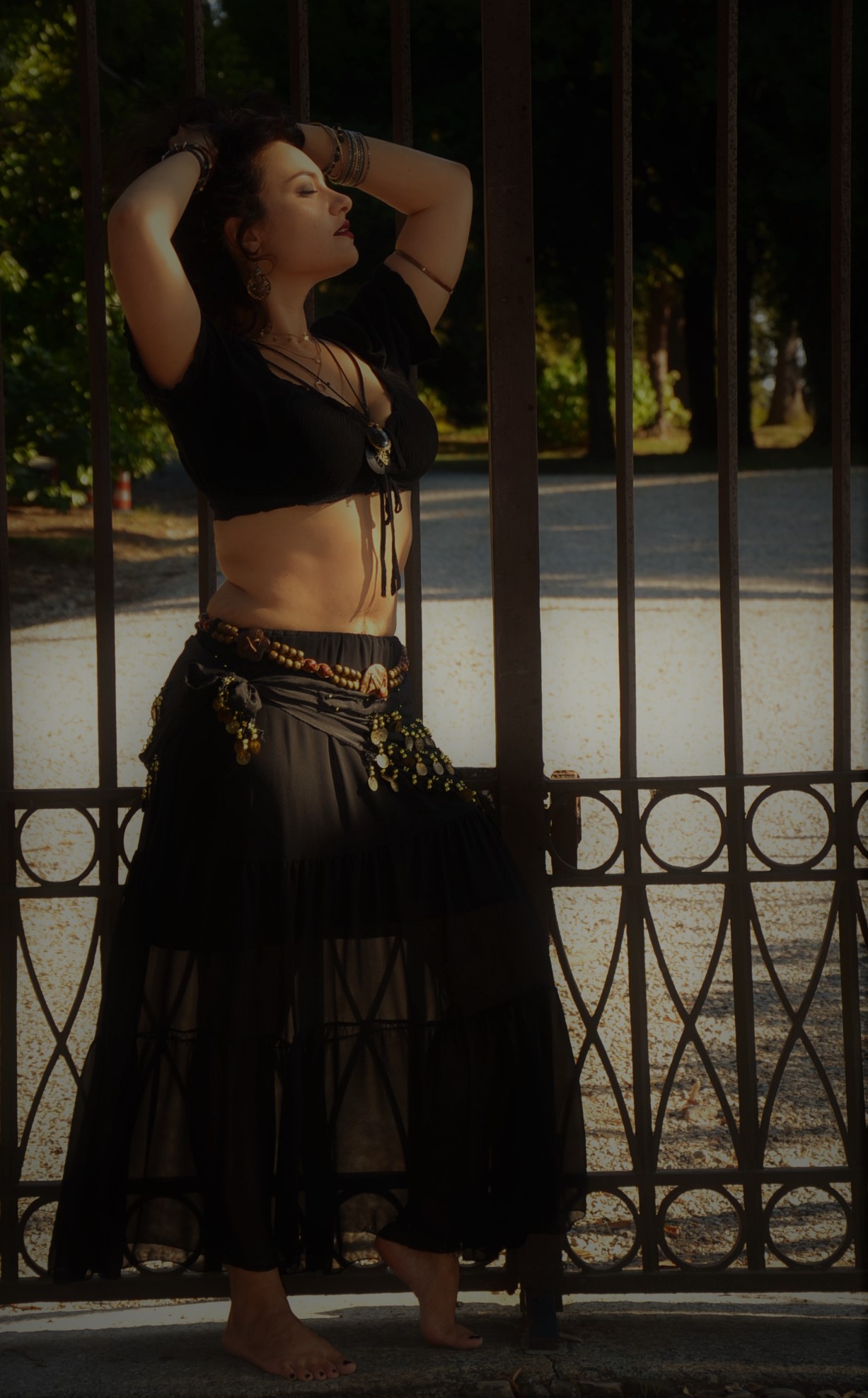 bellydancer femme fatale